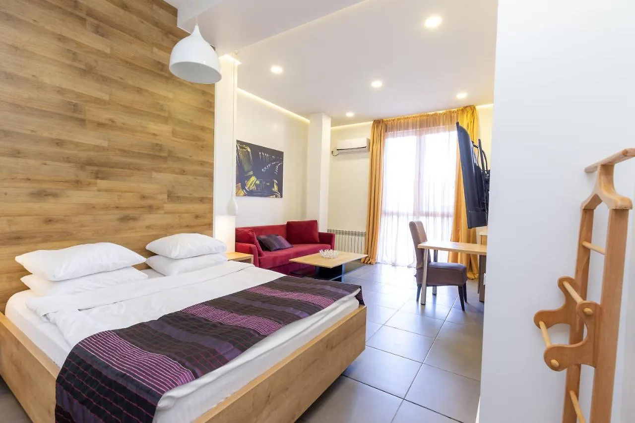 טביליסי Downtown River Apartments